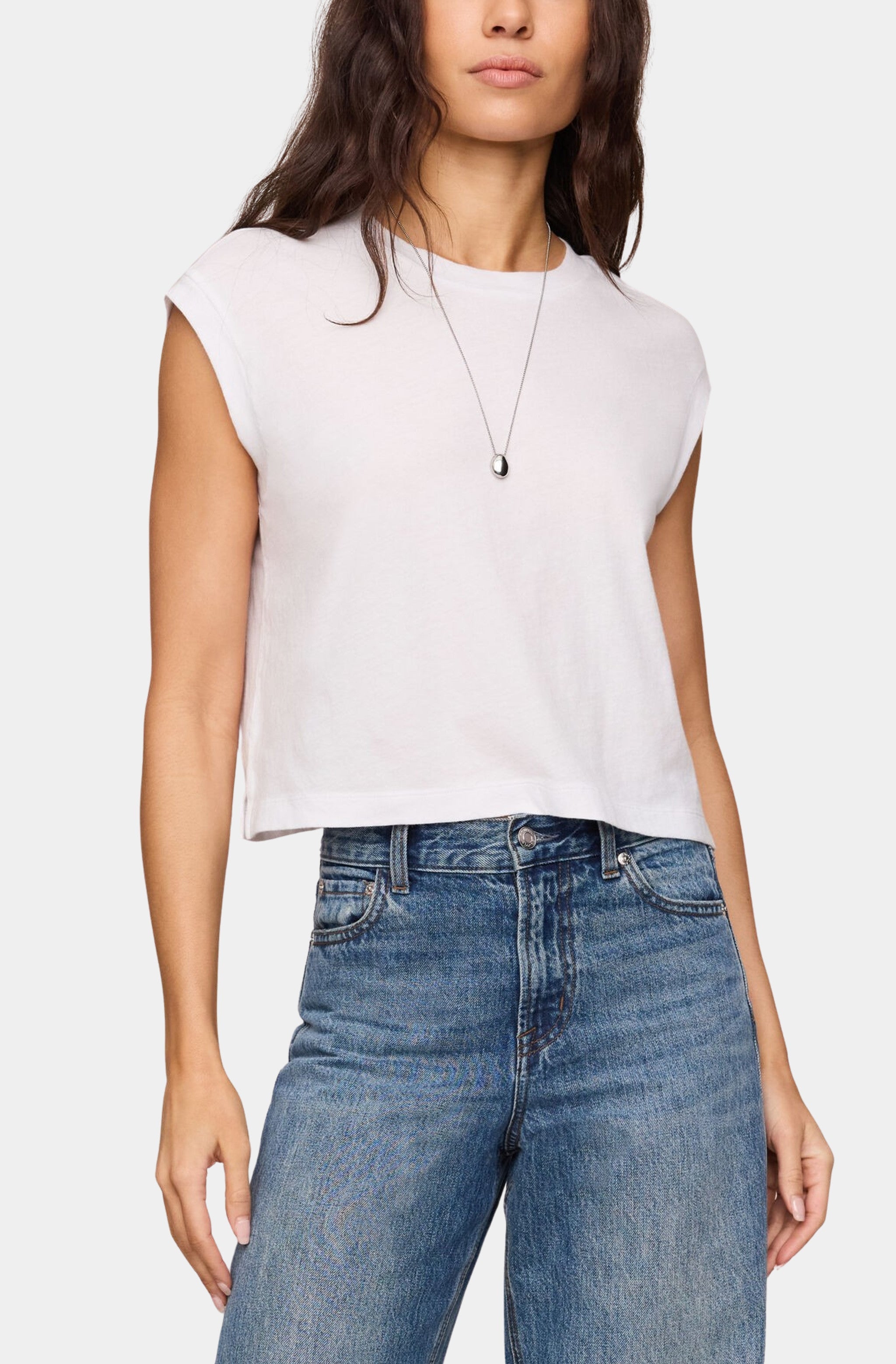 Flex Sleeveless Tee