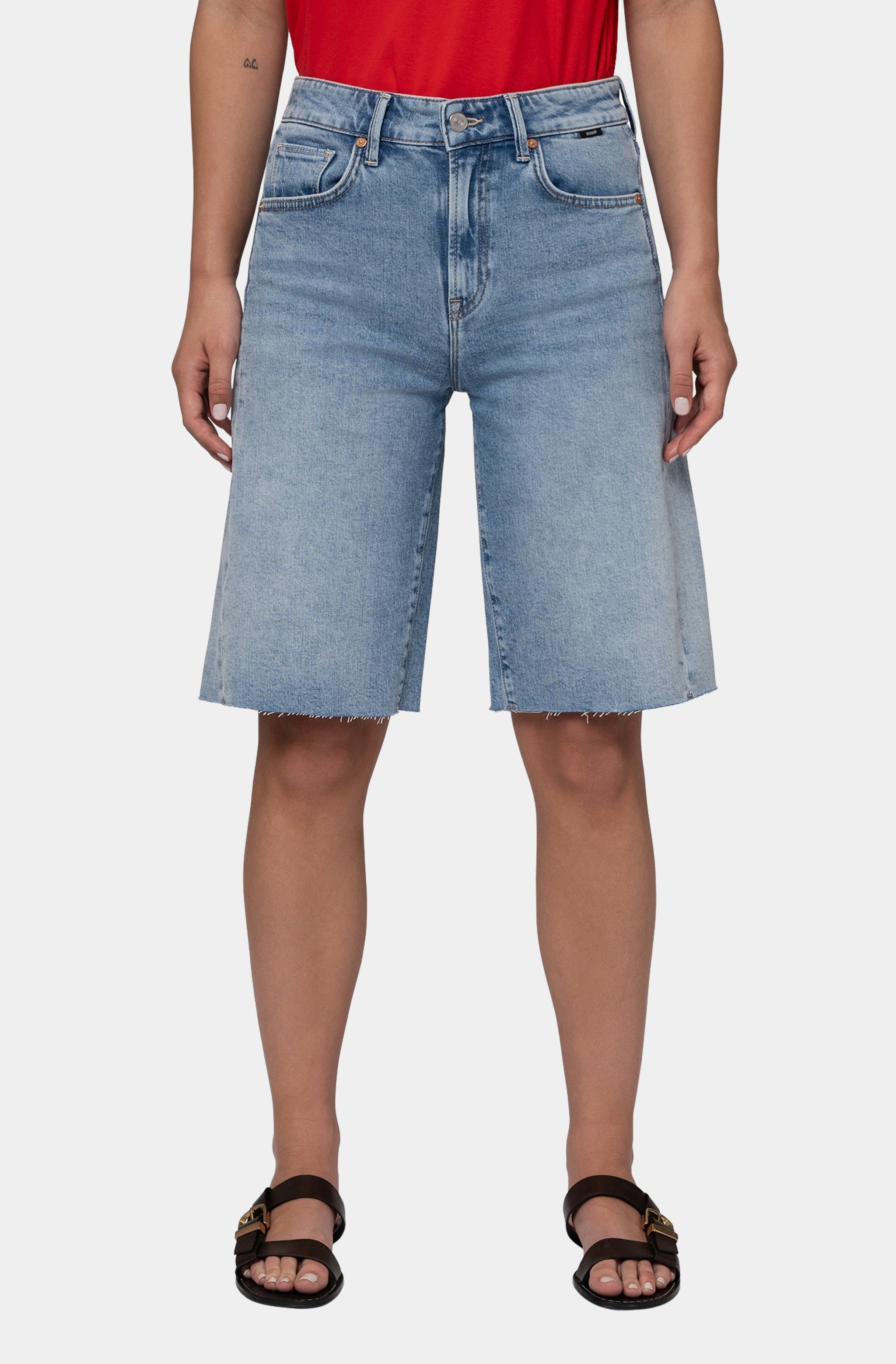 Nica Short