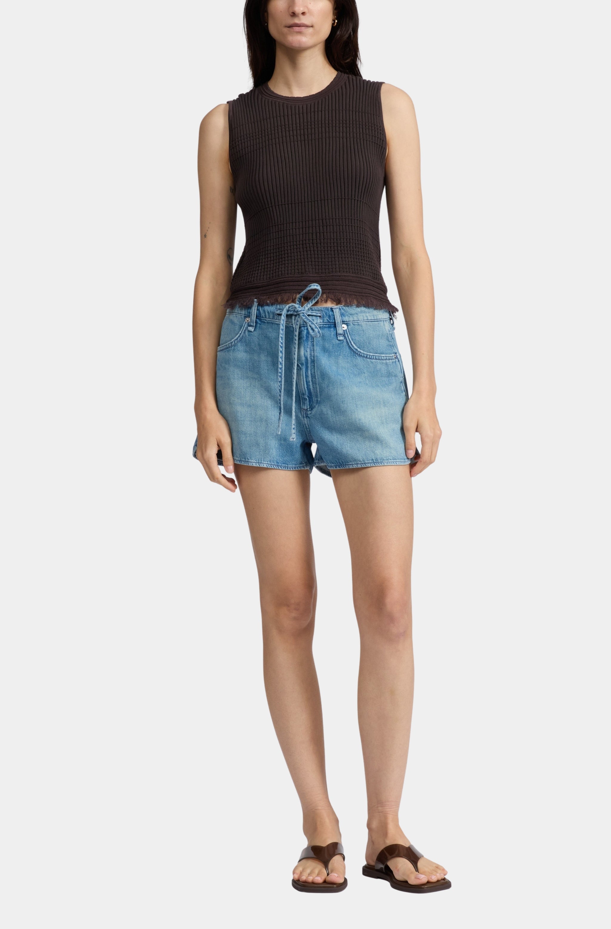 Ultra Featherweight Nolan Short